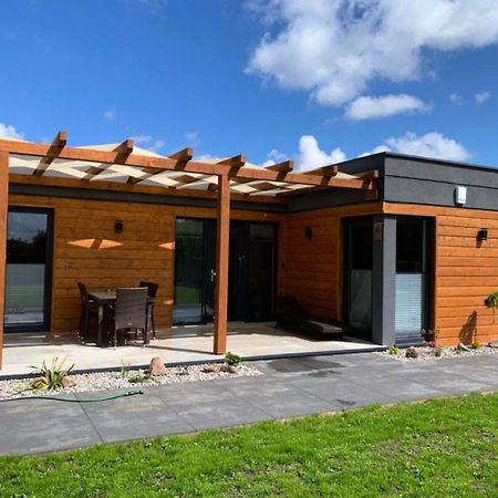 Cisza Bungalows Village / Blisko Natury Nowecin Exterior photo